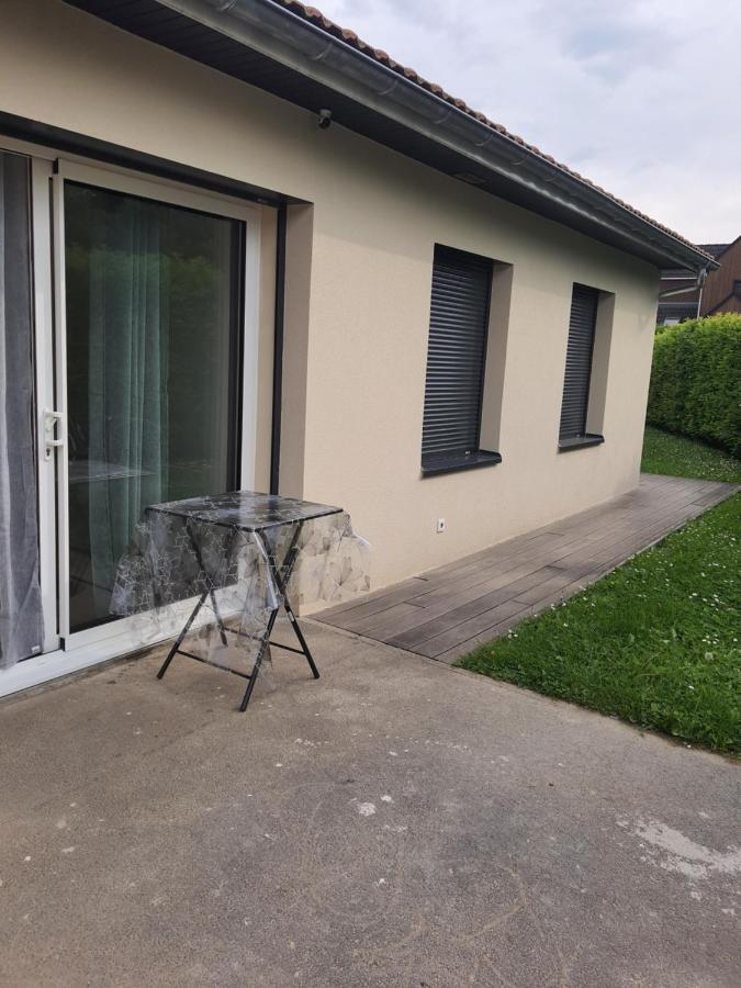 Appartement Calme Dans Habitee, Parking Prive Et Gratuit Rhut